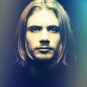 Michael Calfan ft. Raphaella – Thorns (Extended Mix)