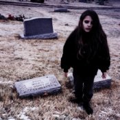 Обложка Crystal Castles – Suffocation