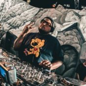 Обложка DJ Deeon – Keep Breathin