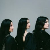 Обложка POPPY & AMY LEE & COURTNEY LAPLANTE – End of You