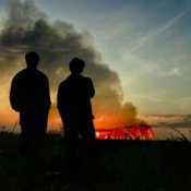 Обложка Alex Warren & Joe Jonas – Burning Down