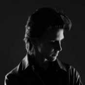 Обложка USTYM – Небезпечна