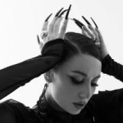 Обложка Mihaela Marinova – Under Pressure