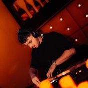 Обложка P3LA & Florian Cassiede – Chasing Dreams (Extended Mix)