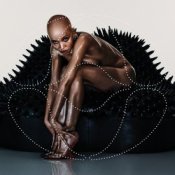 Обложка FKA Twigs – Perfect Stranger