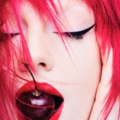 Обложка Sophie and the Giants – Bad Friends