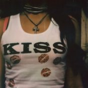 Обложка Kaeyra – Kiss Kiss