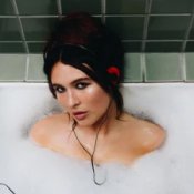 Обложка Mimi Webb – Eyes Closed