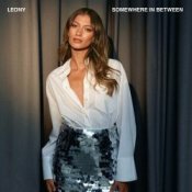 Leony – Somewhere in Between