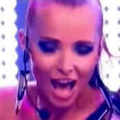 Обложка E.V.A – Боги целуются