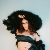 Alina Pash – DENGI