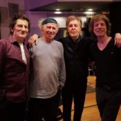 Обложка Rolling Stones feat. Paul McCartney – Bite My Head Off